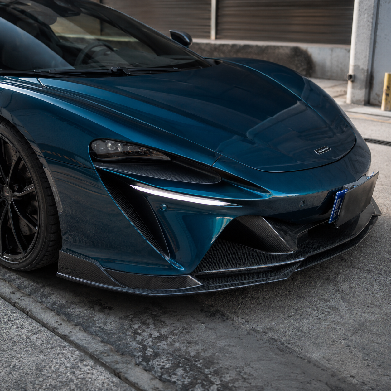Carbon Series Aerodynamic Front Lip for McLaren Artura